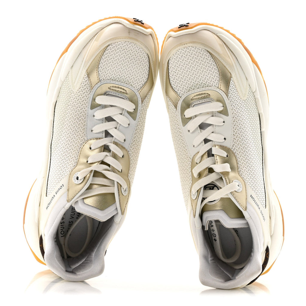 Monogram Calfskin Run 55 Sneakers 40 White