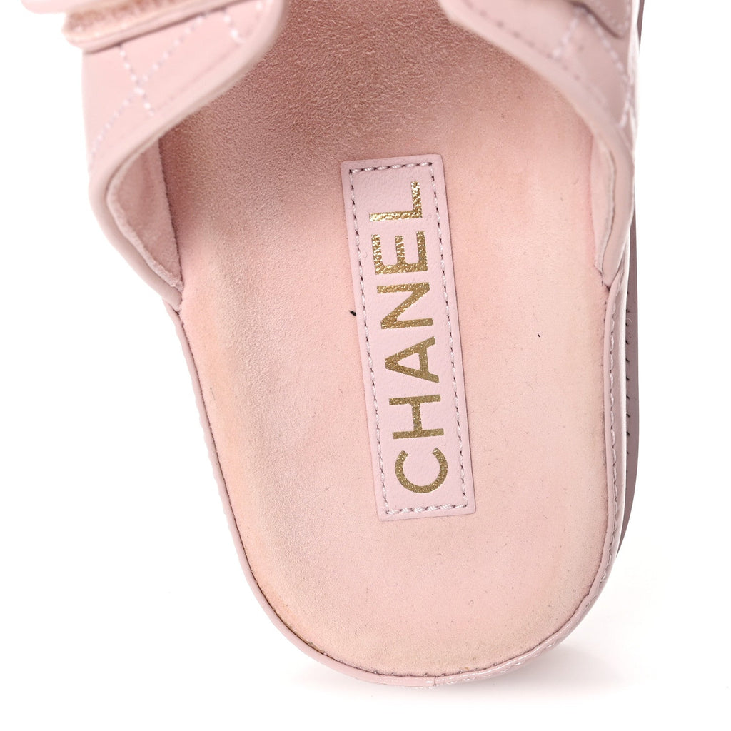 Shiny Calfskin Quilted Velcro Dad Crystal CC Slide Sandals 39 Light Pink