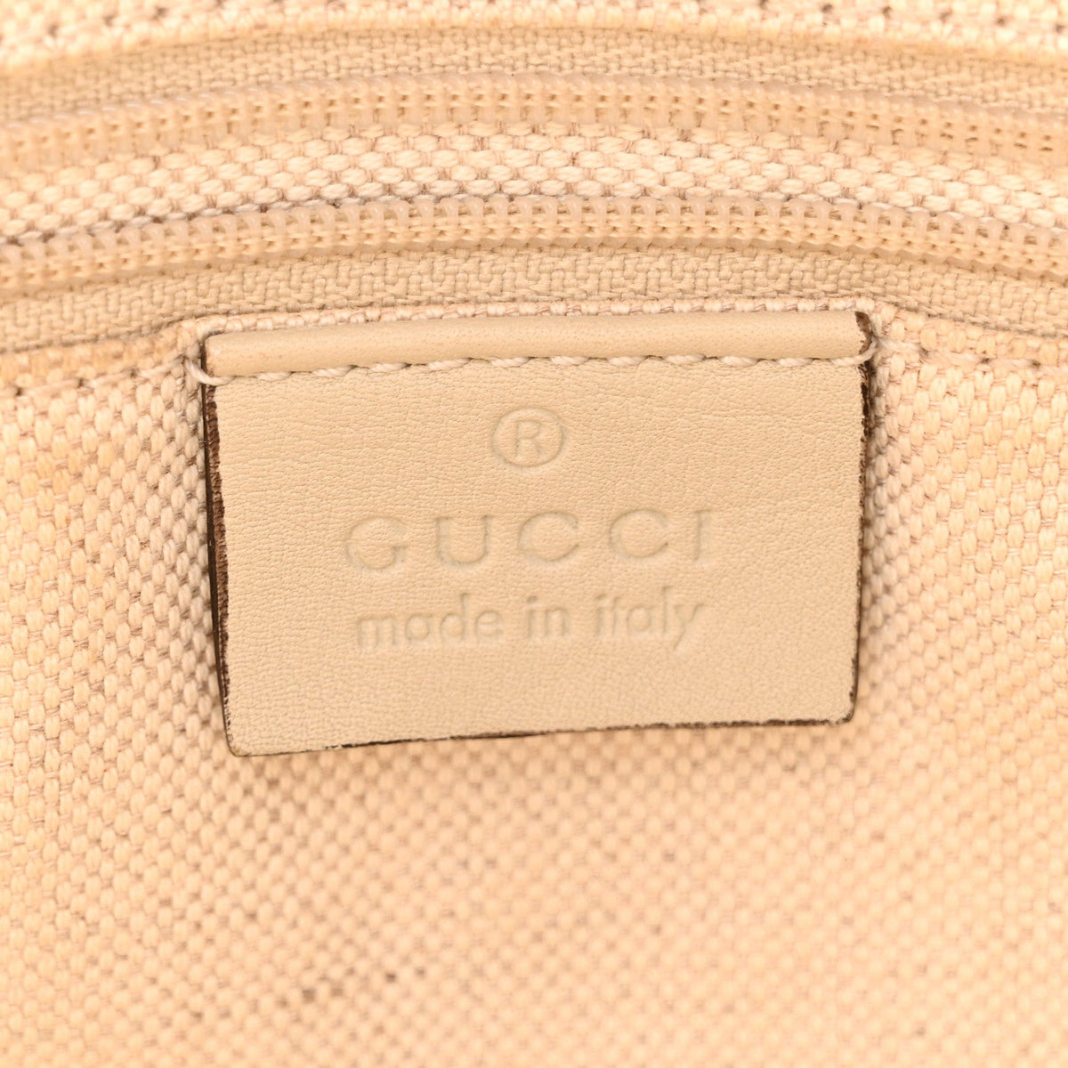 Guccissima Medium Sukey Tote Mystic White