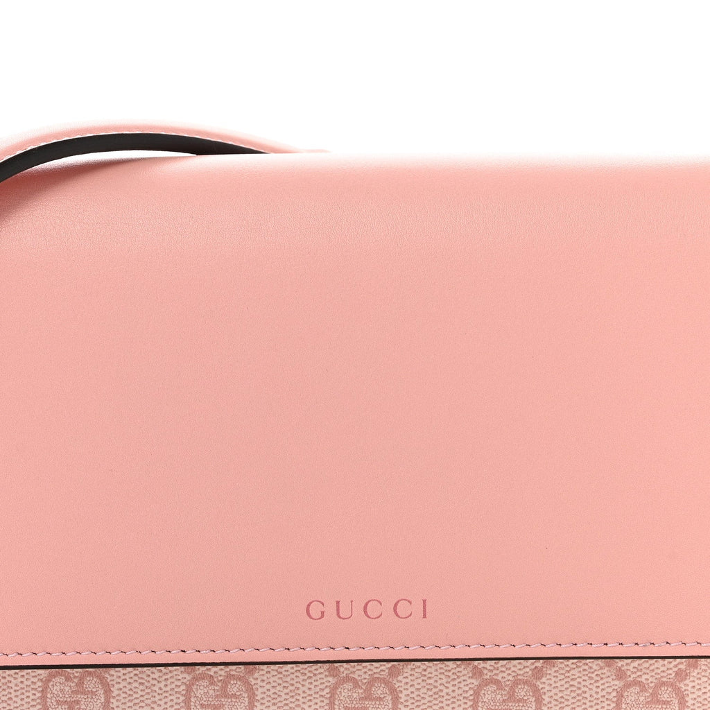 GG Supreme Monogram Textured Calfskin Emblem Wallet On Chain Pink