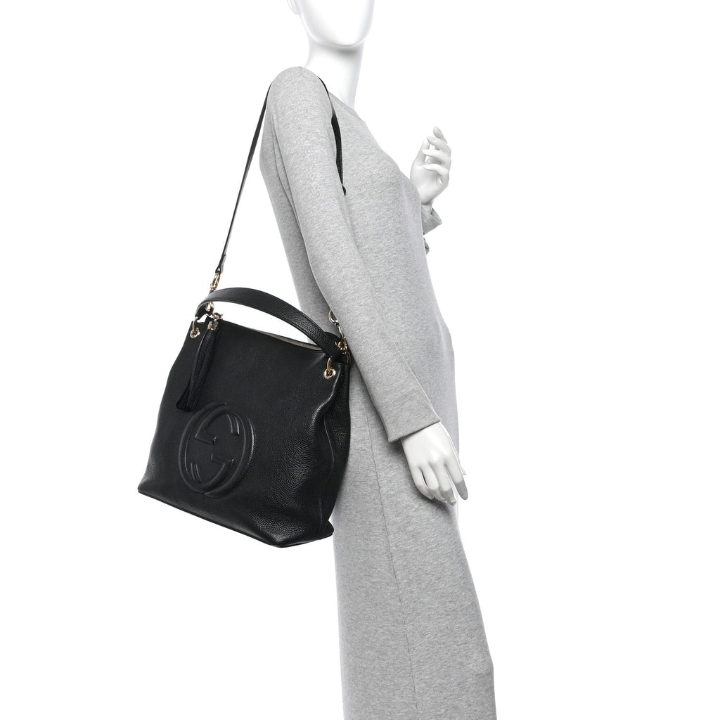 Pebbled Calfskin Large Soho Hobo Black