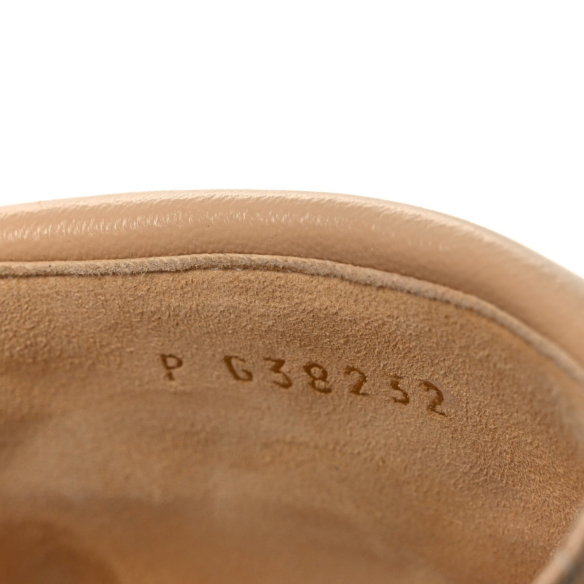 Lambskin Quilted CC Turnlock Sandals 39 Beige