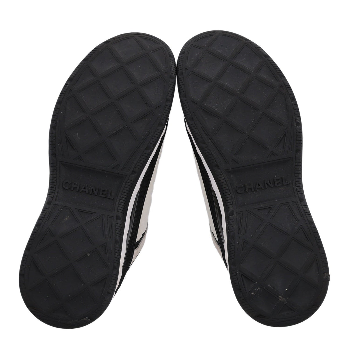 Fabric Suede Calfskin CC Sneakers 38 White Black