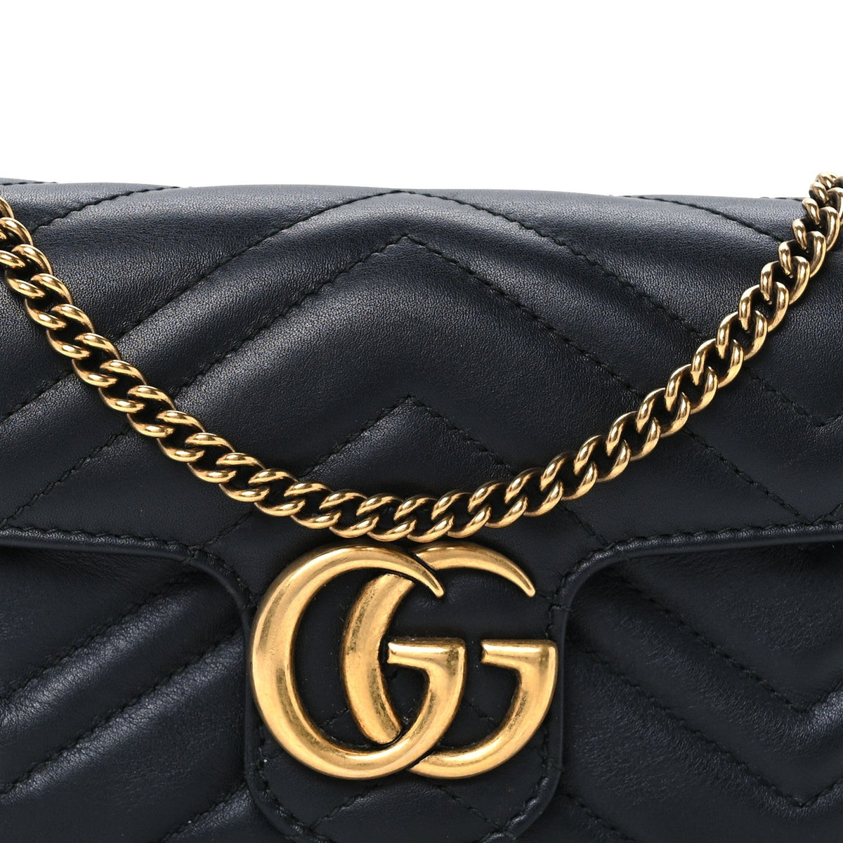 Calfskin Matelasse Super Mini GG Marmont Shoulder Bag Black