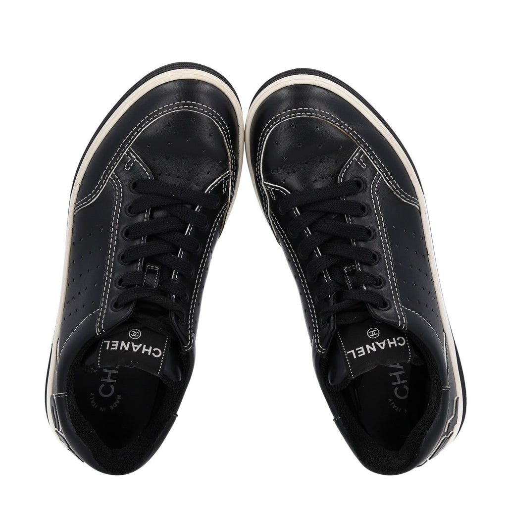 Calfskin Womens Logo Sneakers 38 Black White