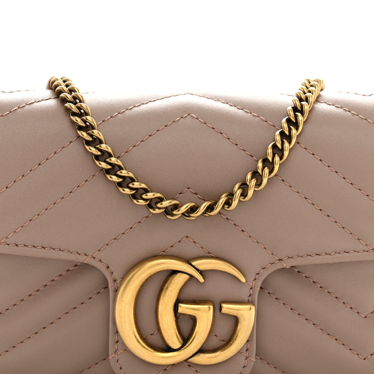 Calfskin Matelasse Super Mini GG Marmont Shoulder Bag Porcelain Rose