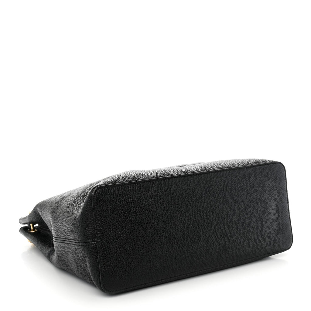 Pebbled Calfskin Large Soho Hobo Black