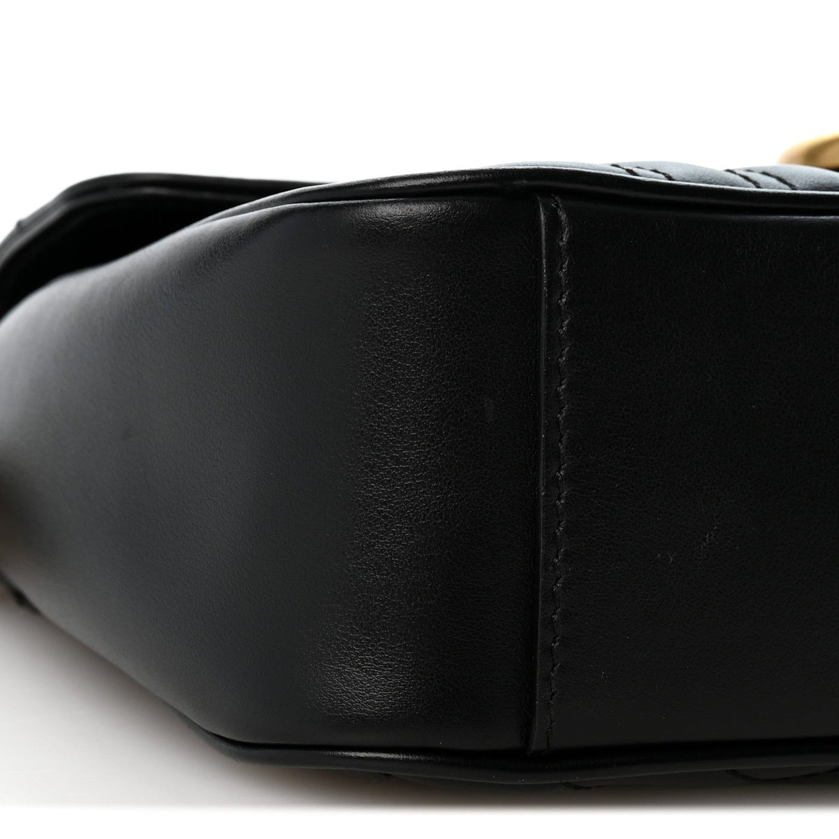 Calfskin Matelasse Medium GG Marmont Shoulder Bag Black