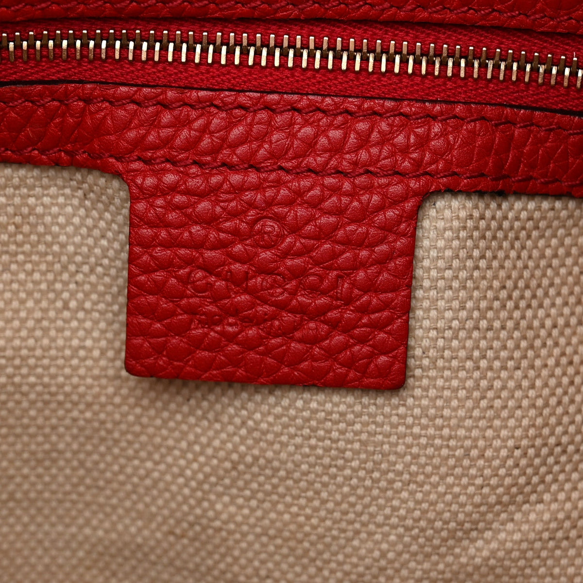 Pebbled Calfskin Large Soho Hobo Tabasco Red