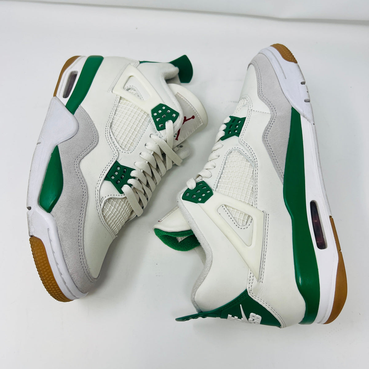 Jordan 4 Retro SB Pine Green