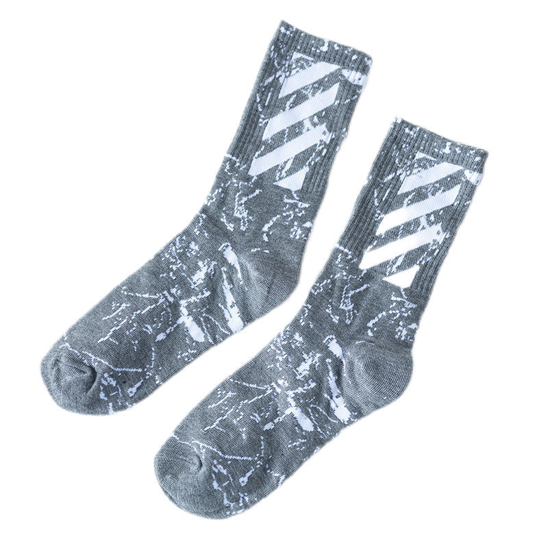 OW  whtie Socks XX stripe pattern
