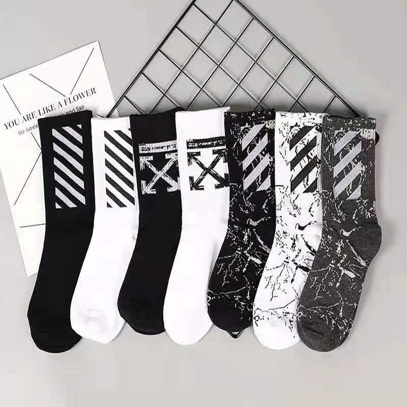 OW  whtie Socks XX stripe pattern