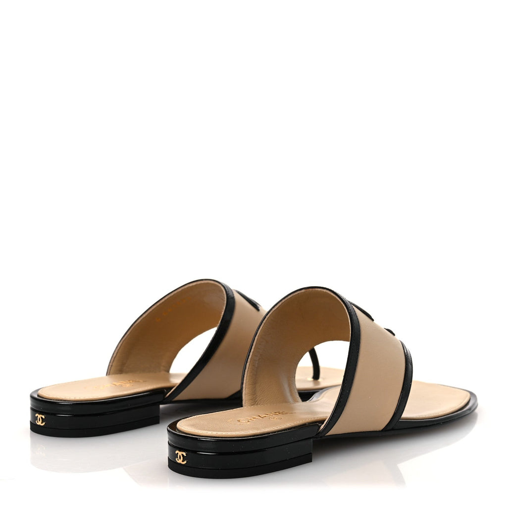 Lambskin Patent Calfskin CC Thong Sandals 38 Beige Black