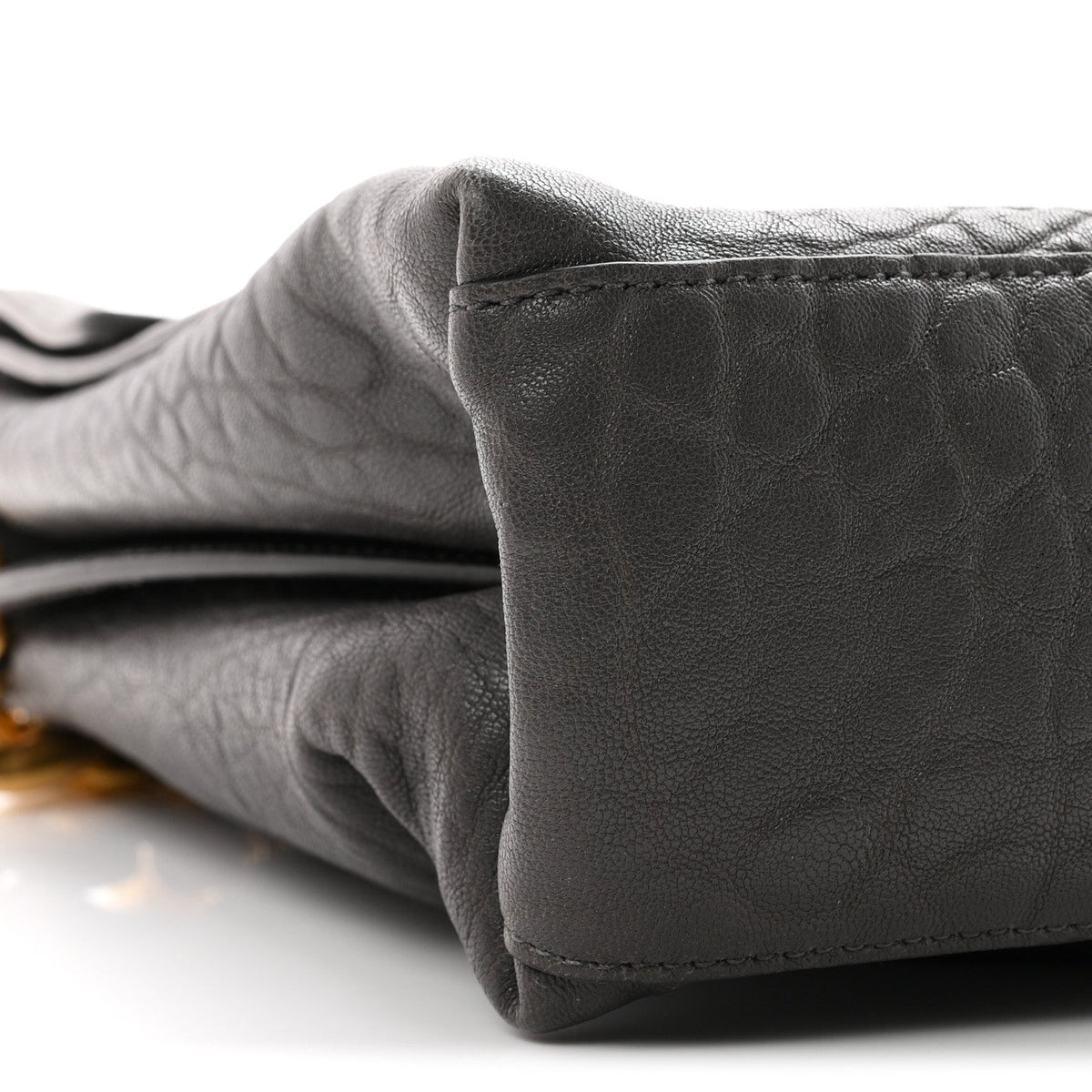 Grained Lambskin Large Chain Shoulder Bag Grey