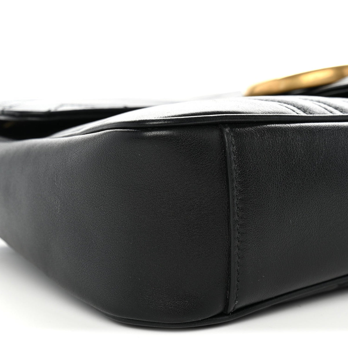 Calfskin Matelasse Medium GG Marmont Shoulder Bag Black