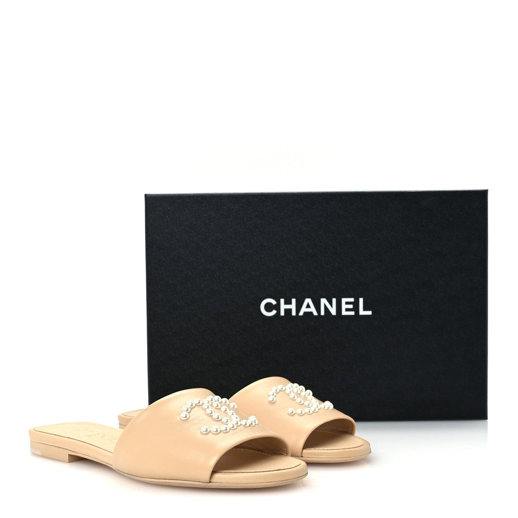 Lambskin Pearl CC Sandals 36 Beige