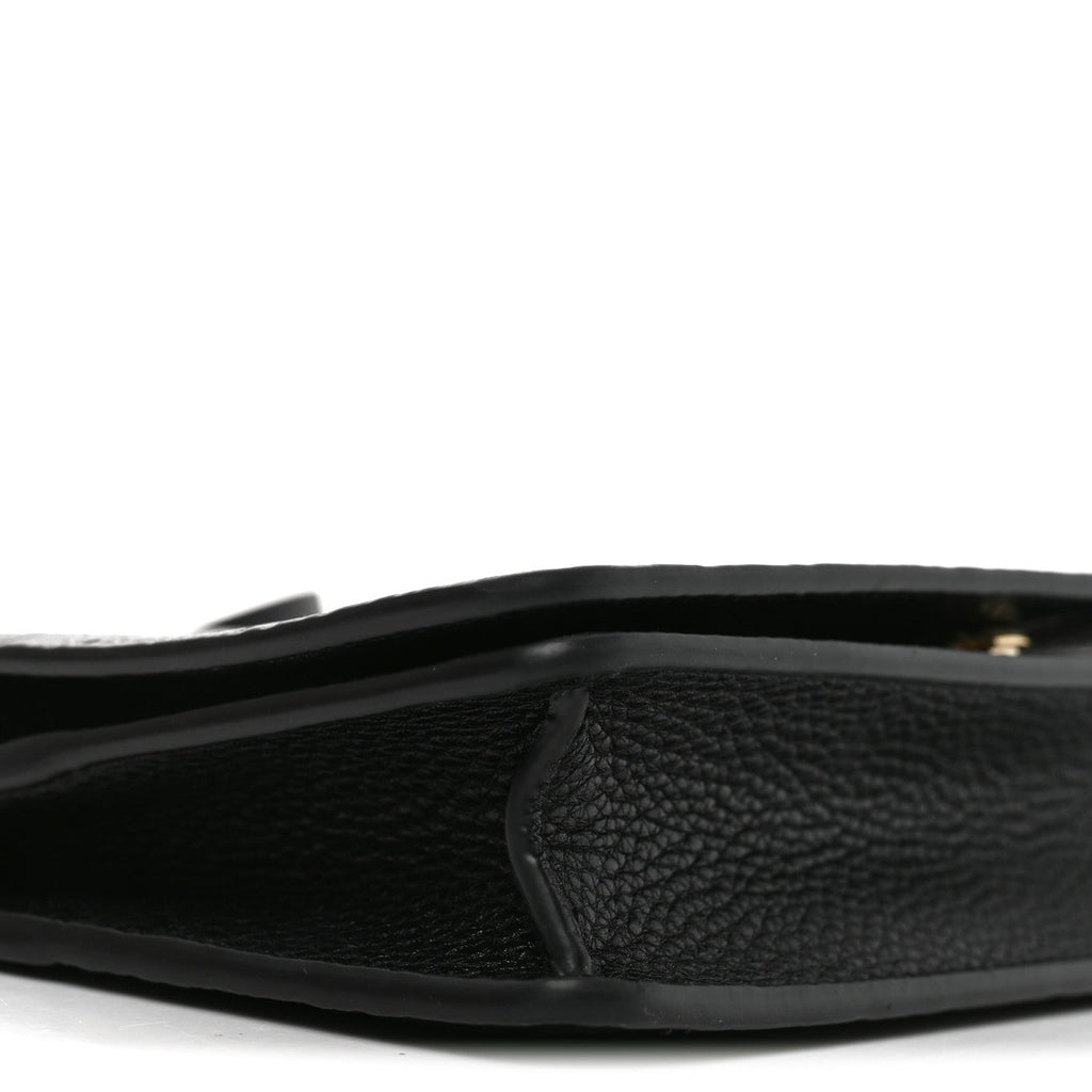 GG Grainy Calfskin Emblem Wallet On Chain Black