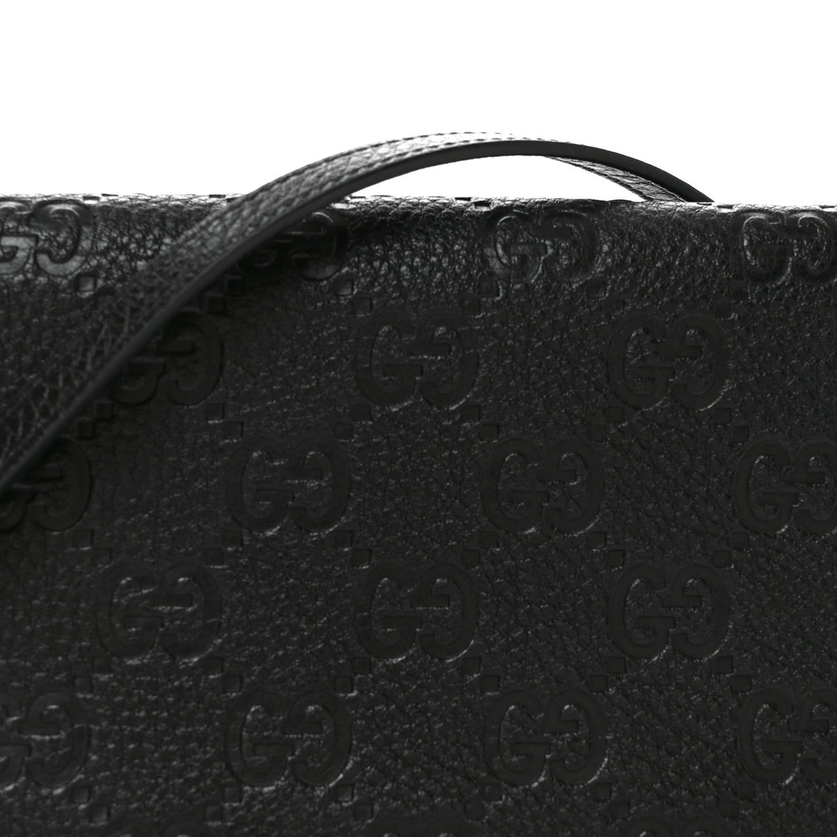 GG Grainy Calfskin Emblem Wallet On Chain Black