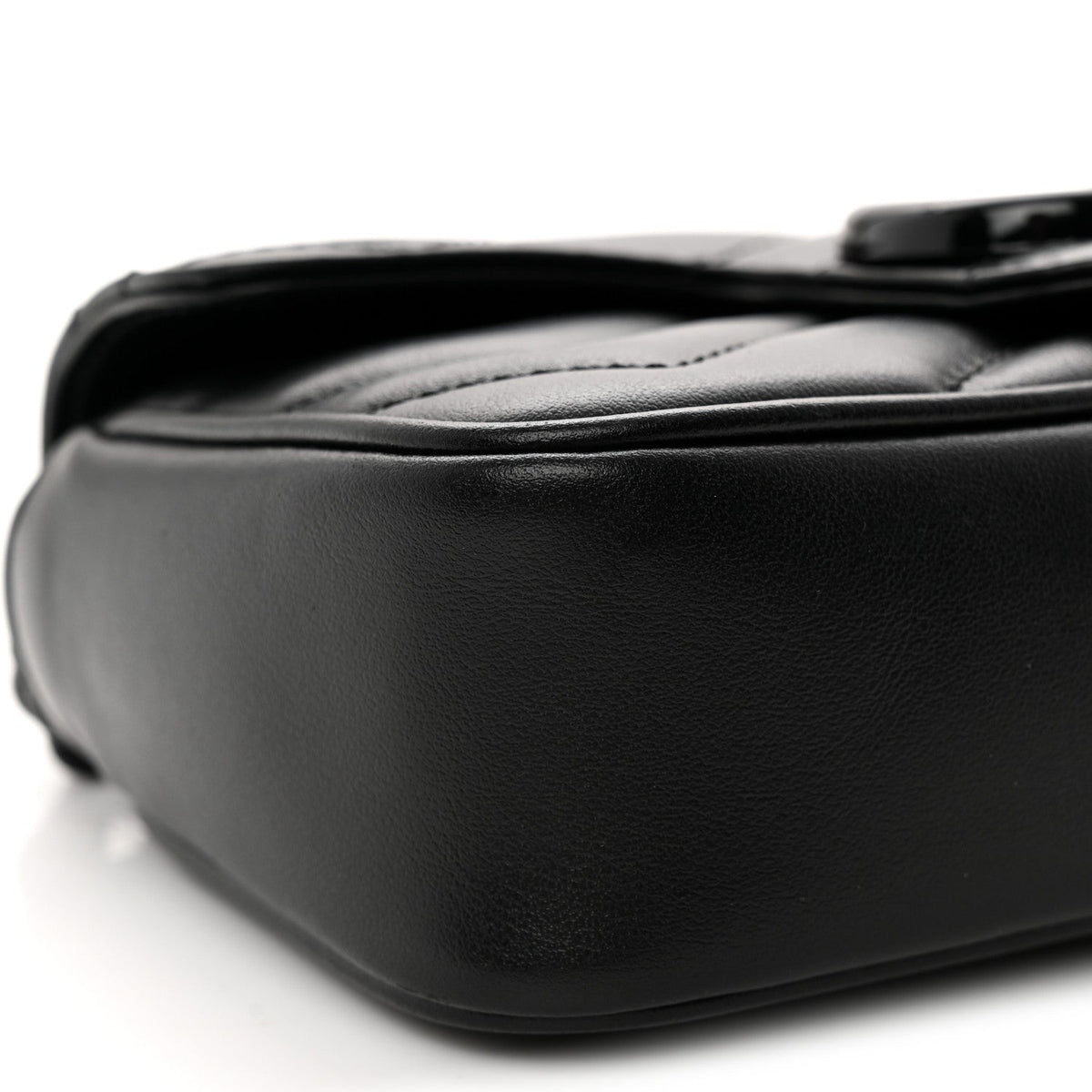 Calfskin Matelasse Monochrome GG Marmont Chain Belt Bag Black