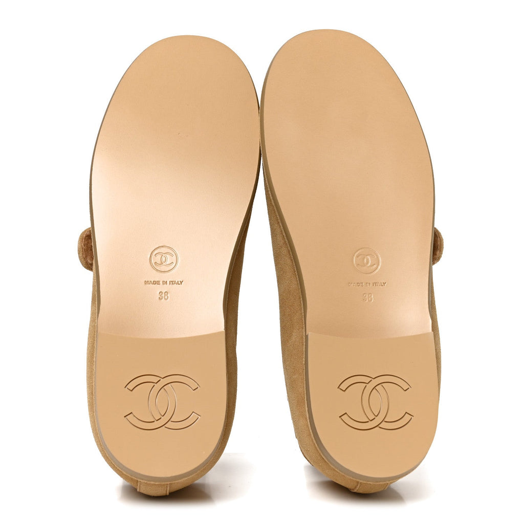 Suede Calfskin Cap Toe CC Mary Jane Flats 38 Beige