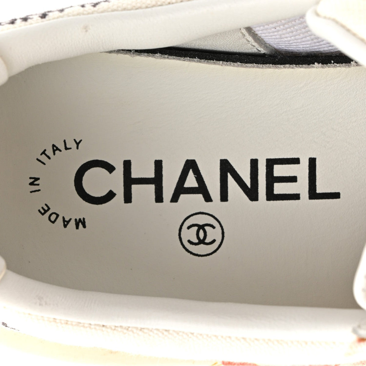 x Pharrell Williams Canvas Womens Sneakers 35 White Multicolor