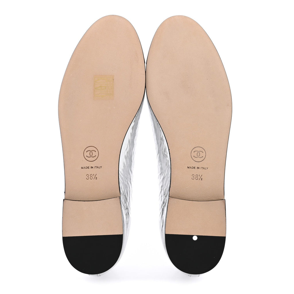 Laminated Crumpled Lambskin Grosgrain Cap Toe CC Ballerina Flats 38.5 Silver Black