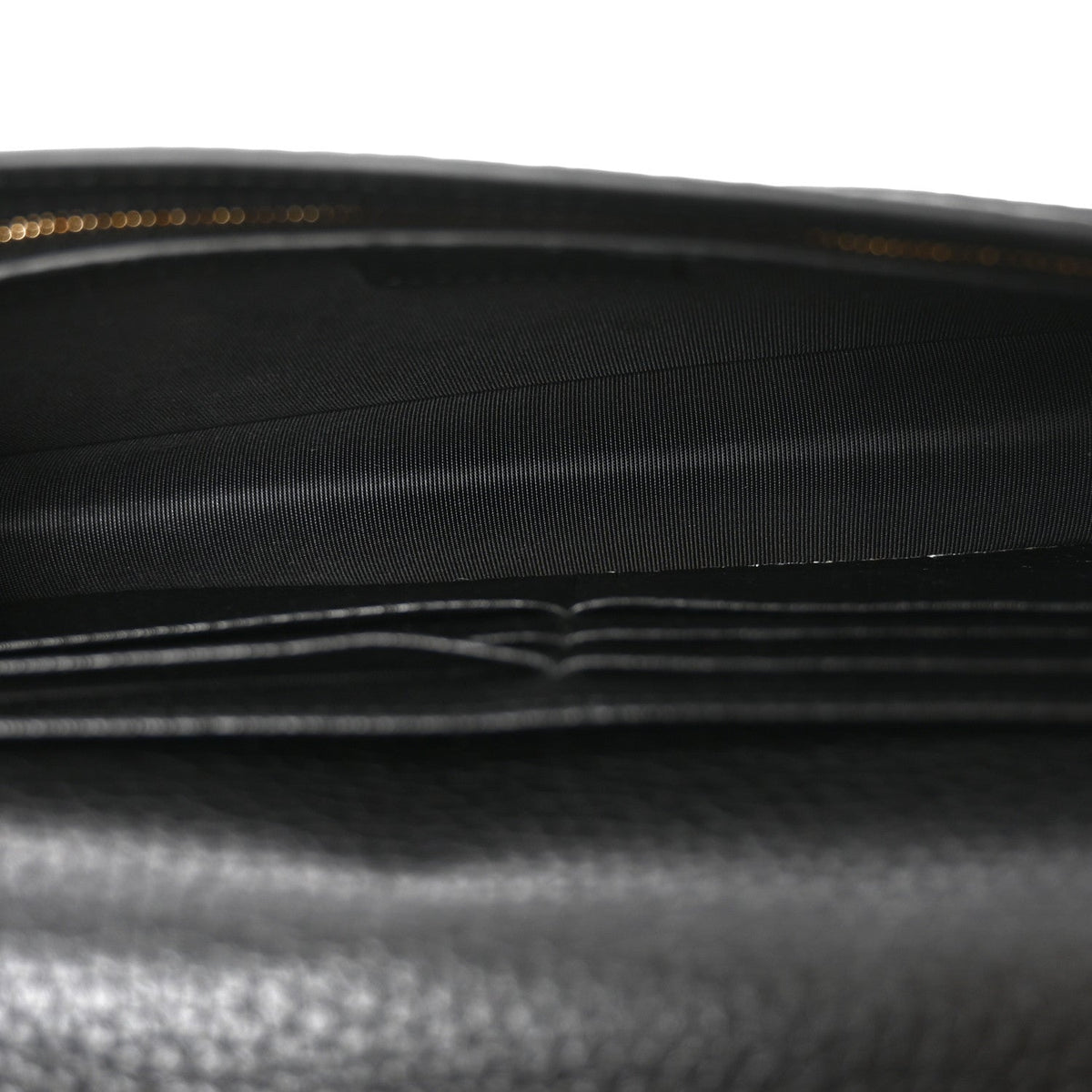GG Grainy Calfskin Emblem Wallet On Chain Black