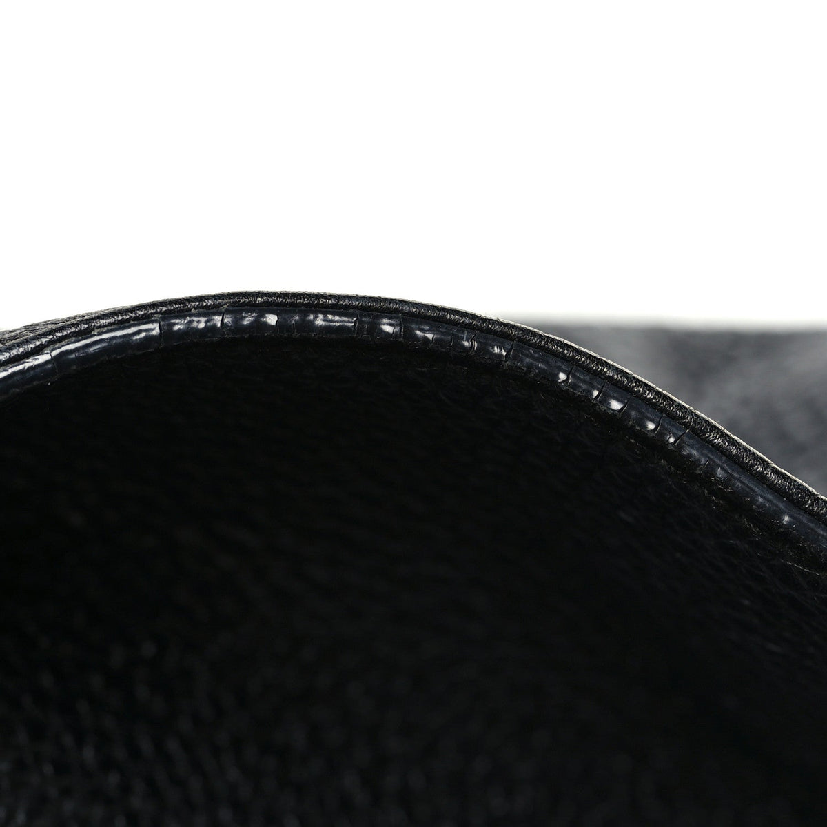 Pebbled Calfskin Medium Soho Chain Shoulder Bag Black