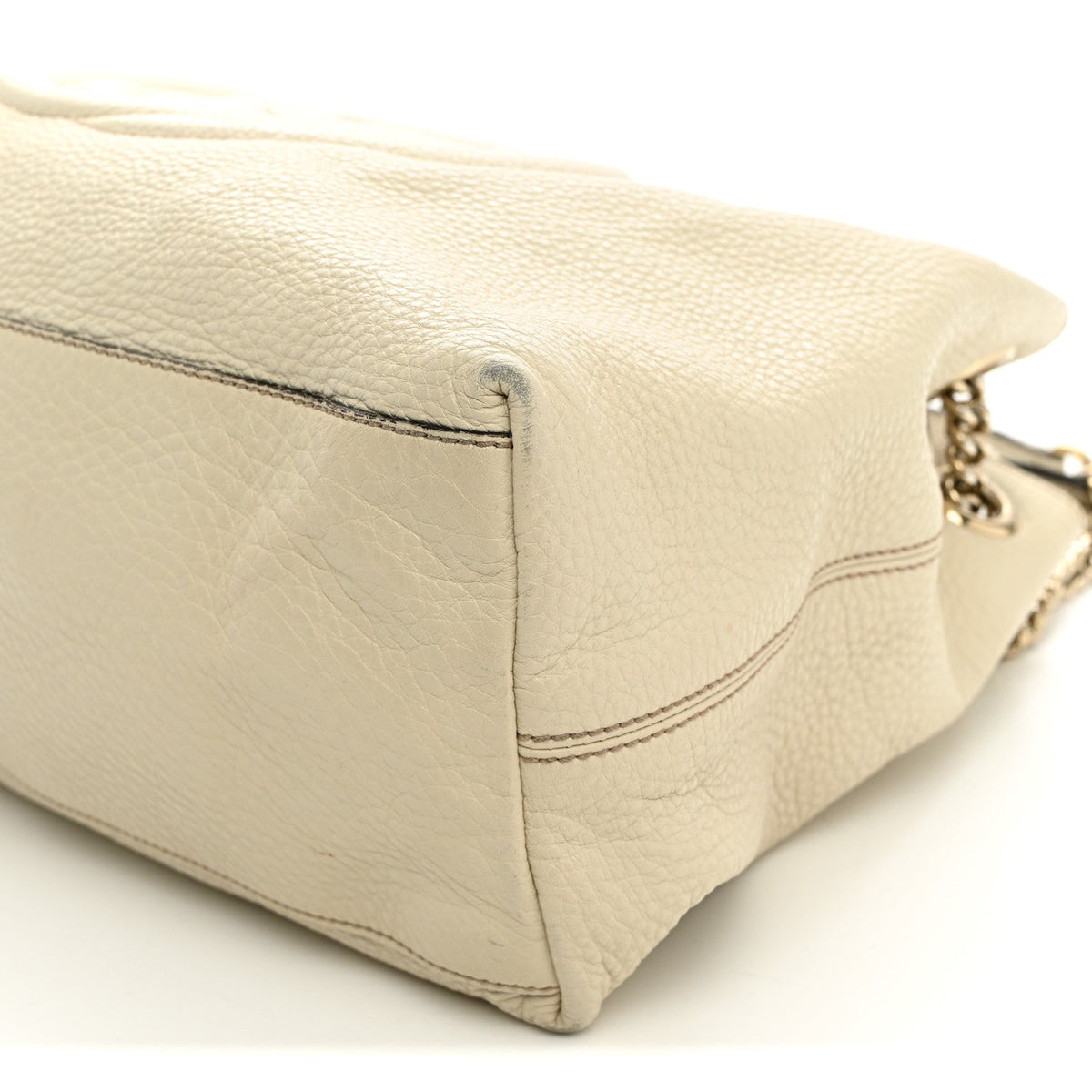 Pebbled Calfskin Medium Soho Chain Shoulder Bag Off White