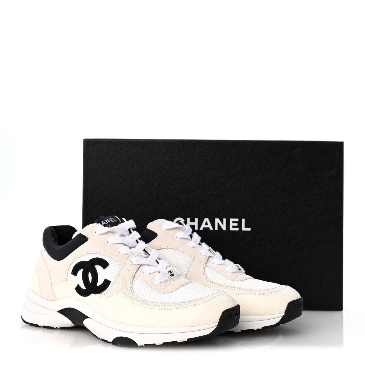 Mesh Suede Calfskin Grained Calfskin Womens CC Sneakers 37.5 White Black