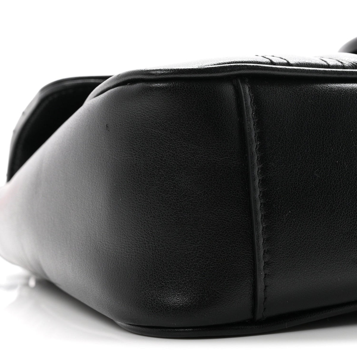 Calfskin Matelasse Monochrome Small GG Marmont Shoulder Bag Black