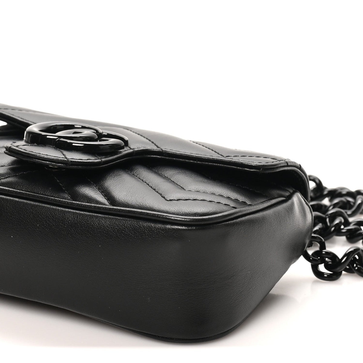 Calfskin Matelasse Monochrome GG Marmont Chain Belt Bag Black