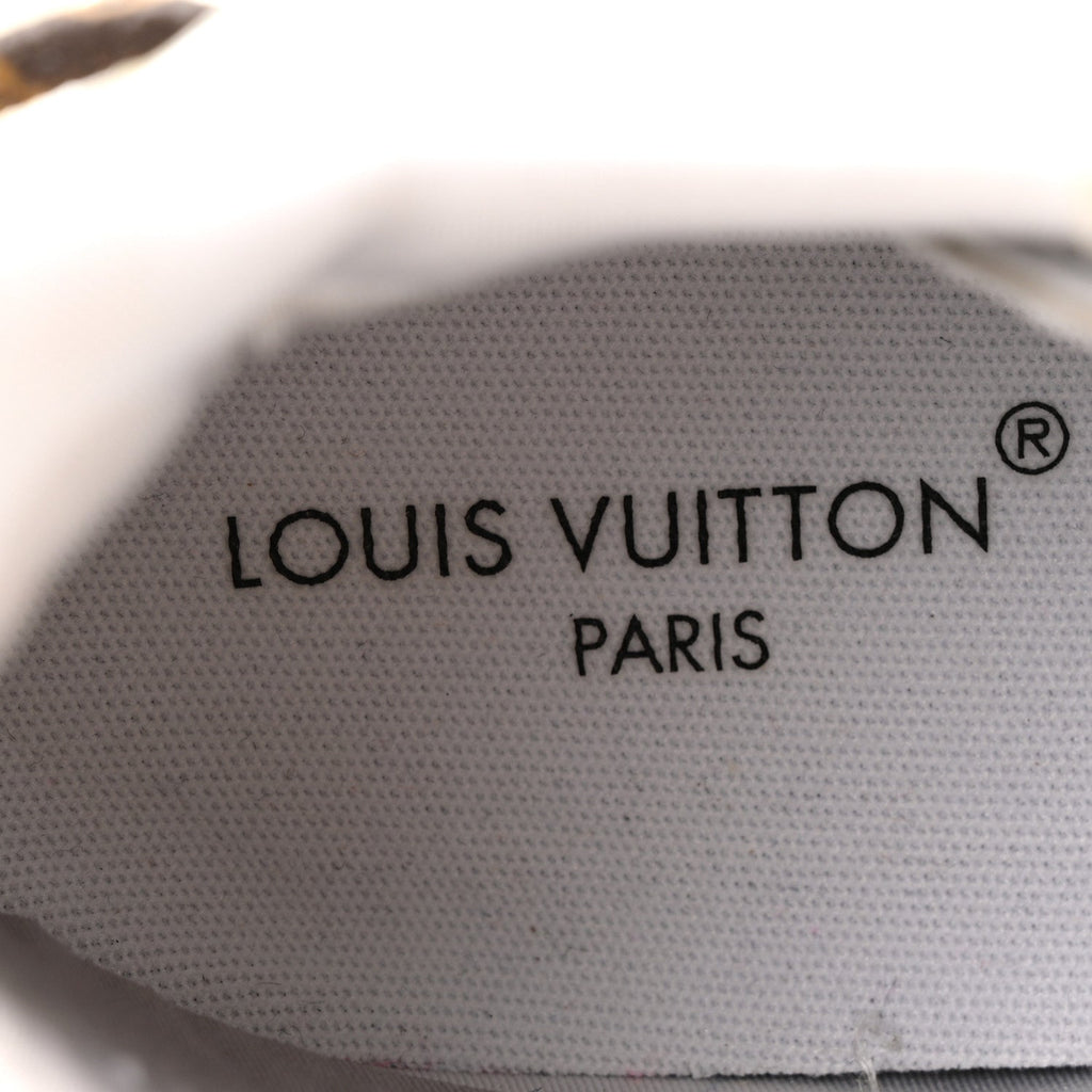 Monogram Calfskin Run 55 Sneakers 40 White
