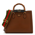 Textured Dollar Calfskin Medium Diana Tote Bag Cuir Black