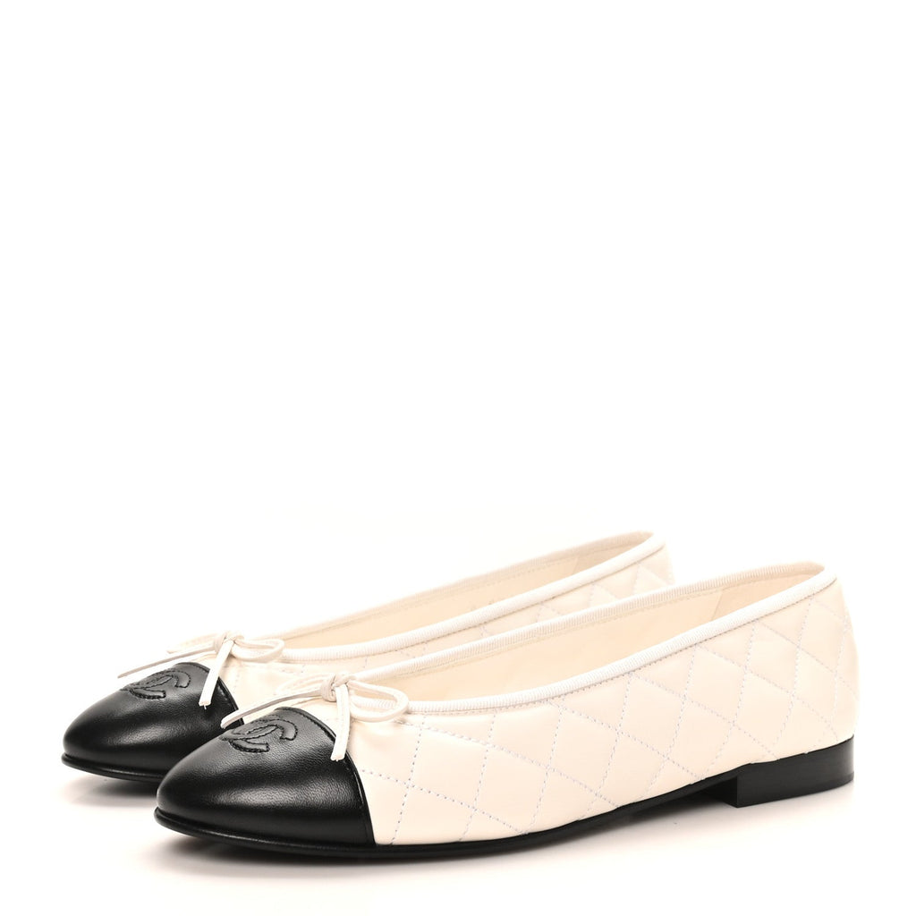 Lambskin Quilted CC Cap Toe Ballerina Flats 37.5 White Black