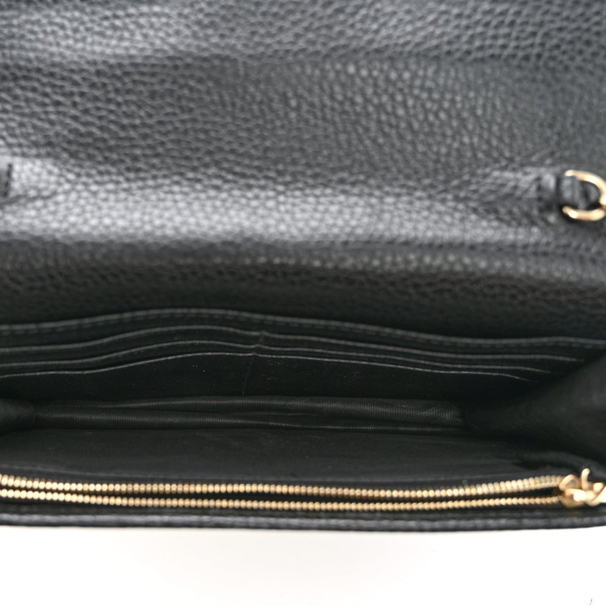 Pebbled Calfskin Soho Wallet On Chain Black