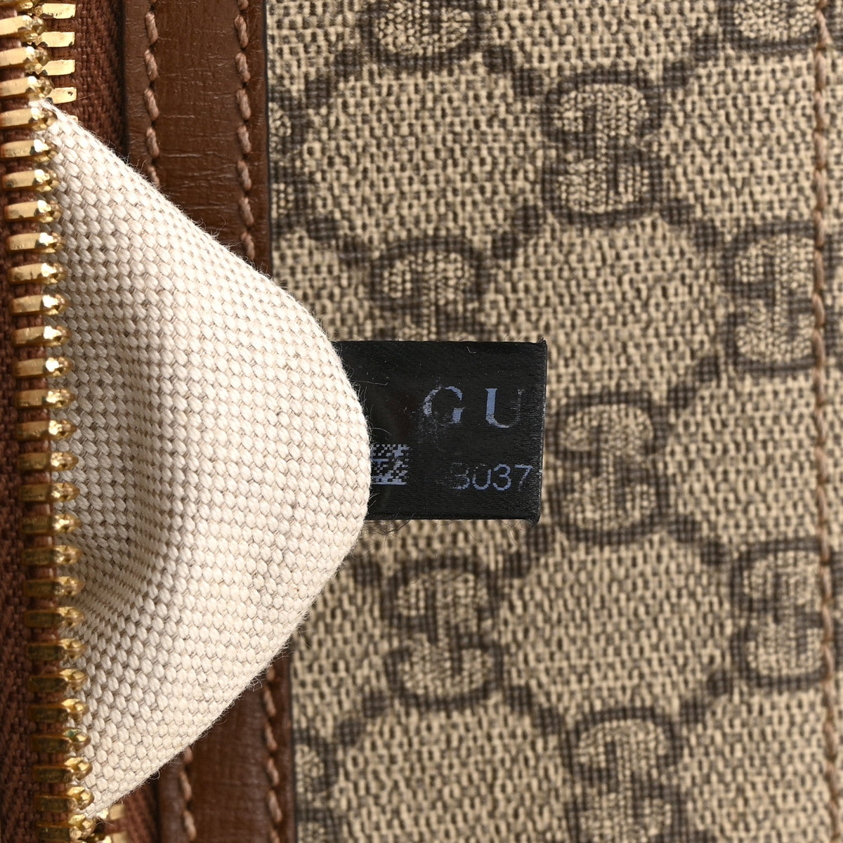 GG Supreme Monogram Azalea Calfskin Retro Interlocking G Flat Messenger Bag Beige Ebony Brown Sugar