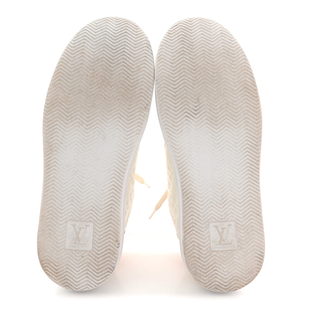 Grained Calfskin Embossed Monogram Mens Beverly Hills Sneakers 8.5 White