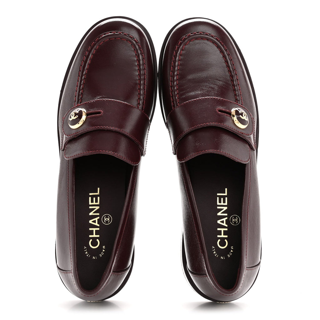 Shiny Calfskin CC Mocassin Loafers 39 Burgundy