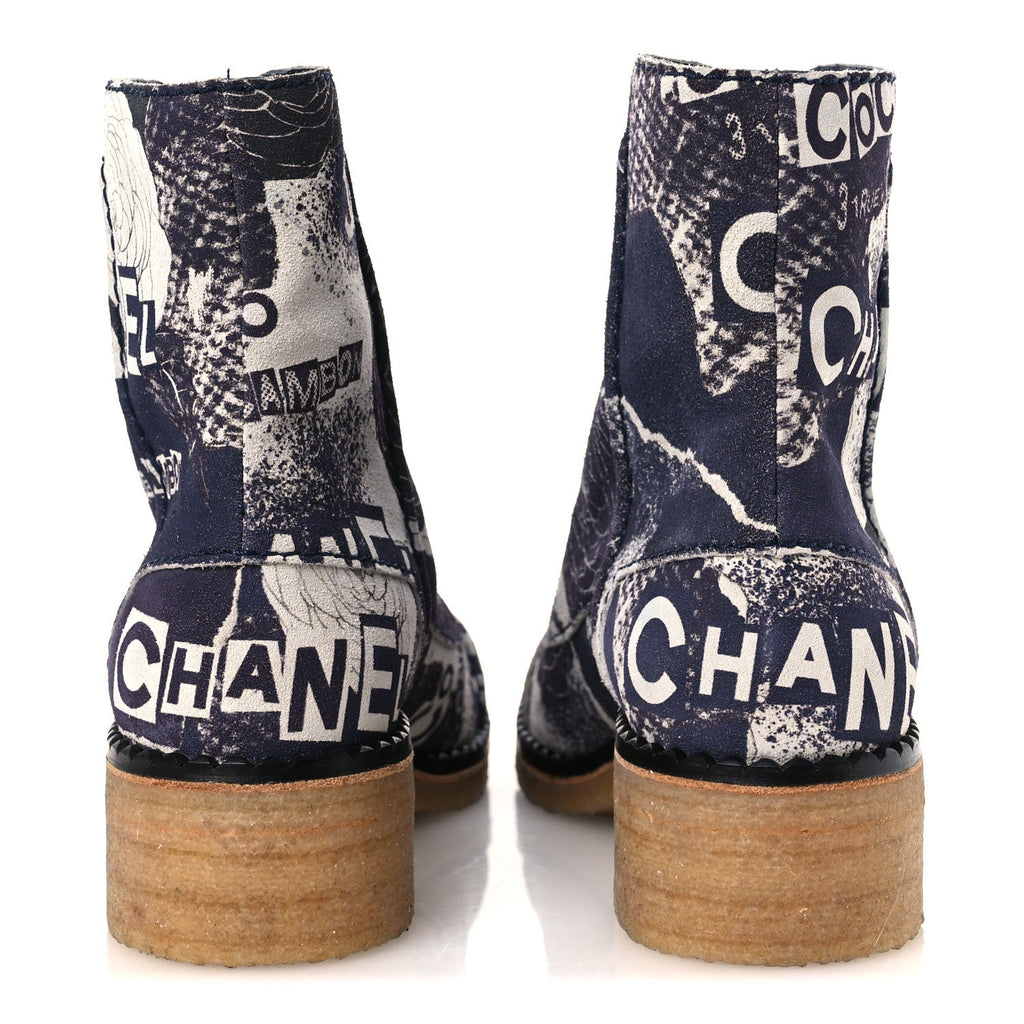 Suede Calfskin Printed CC 31 Rue Cambon Lace Up Combat Boots 39.5 White Navy