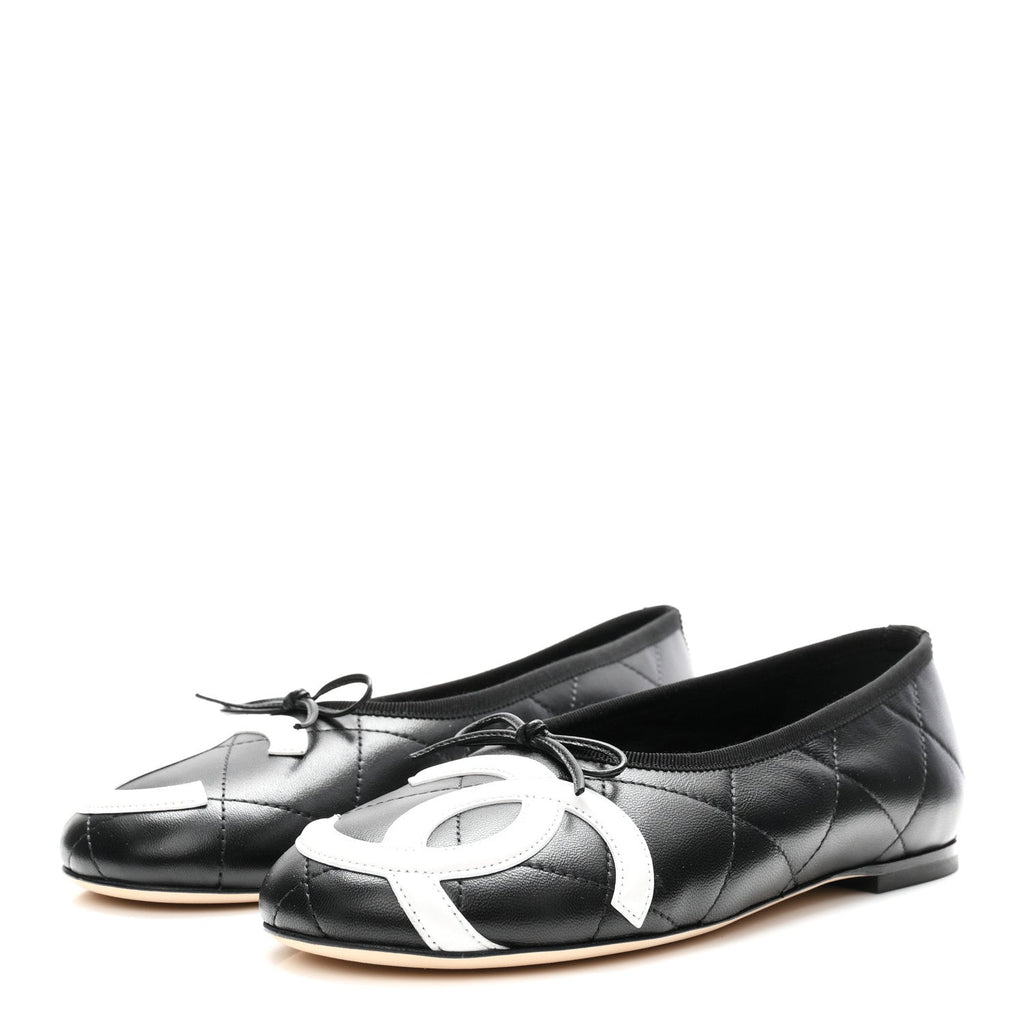 Lambskin Quilted CC Cambon Ballet Flats 38.5 Black White