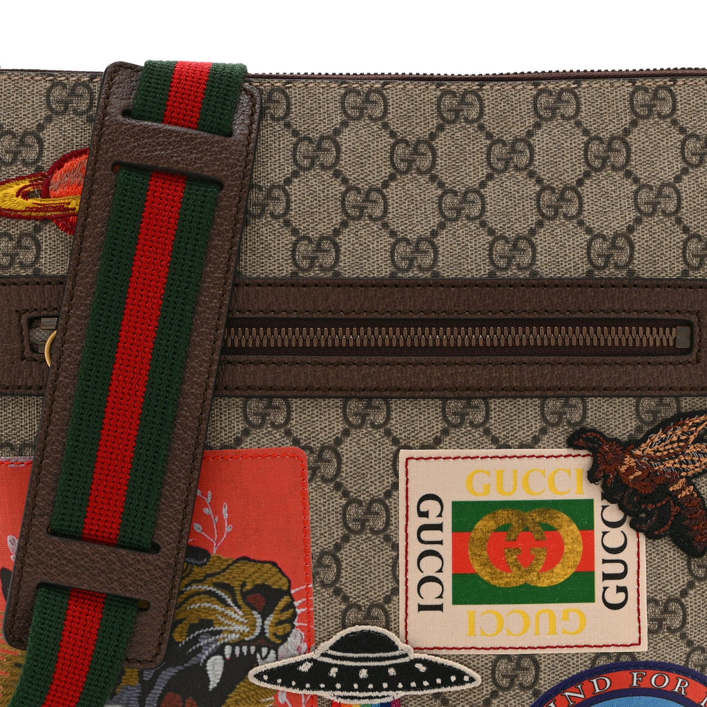 Soft GG Supreme Monogram Courrier Web Medium Flat Messenger Bag Beige New Acero Multicolor