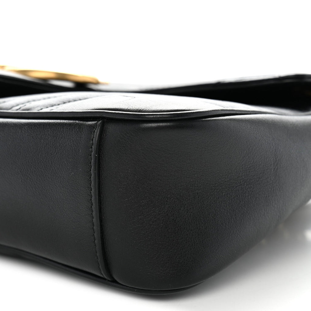 Calfskin Matelasse Medium GG Marmont Shoulder Bag Black
