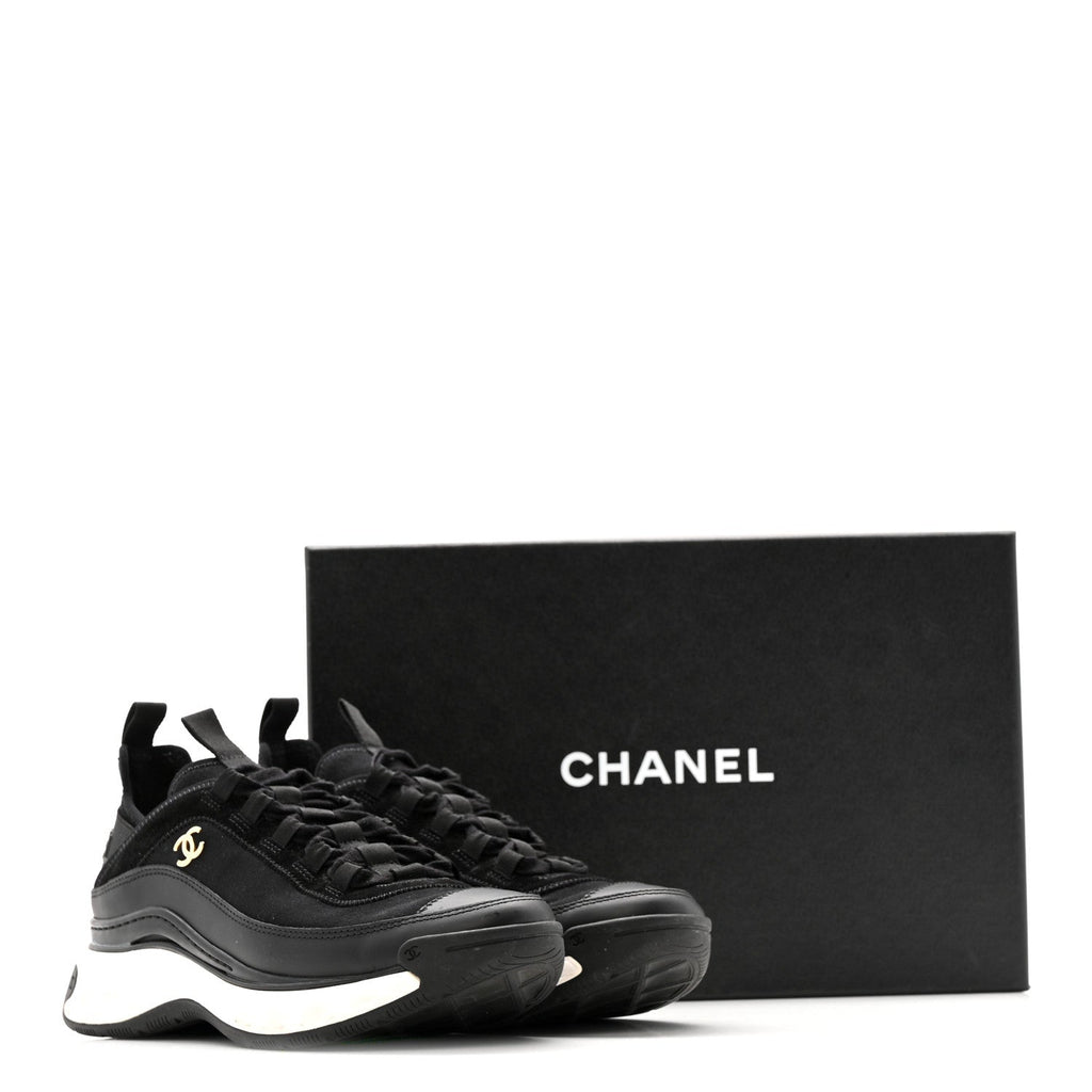 Velvet Calfskin Mixed Fibers CC Sneakers 38 Black