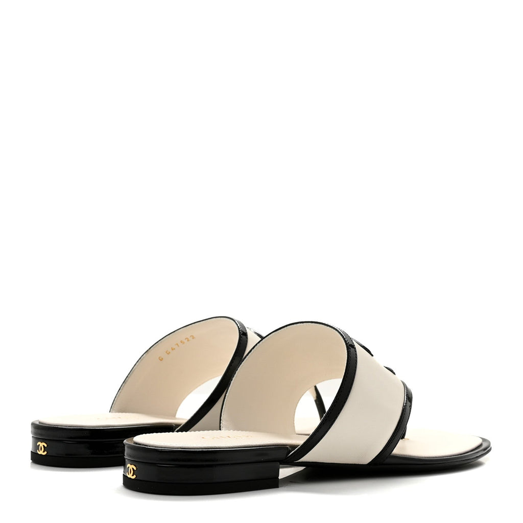 Lambskin Patent Calfskin CC Thong Sandals 38.5 White Black