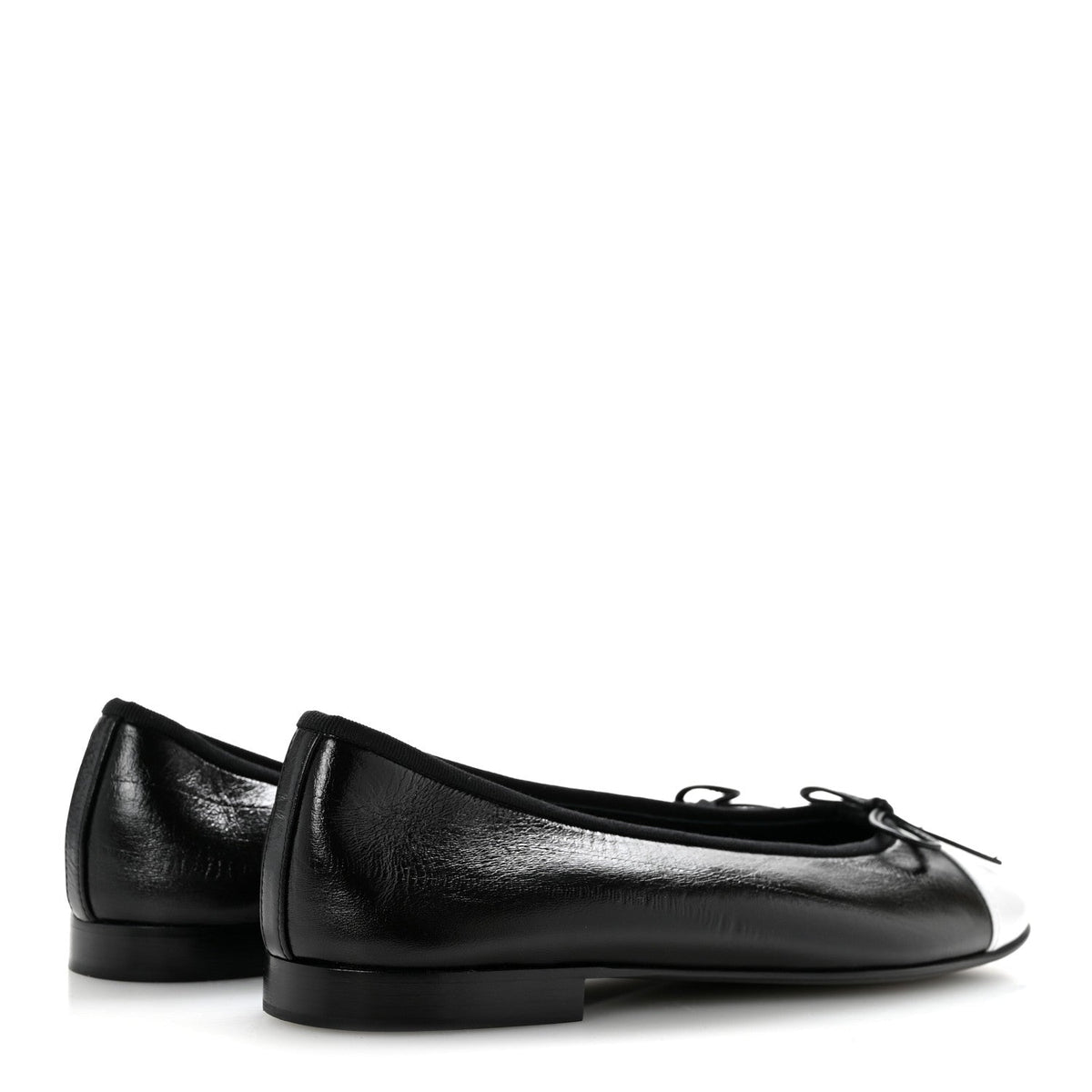 Crumpled Shiny Lambskin Cap Toe CC Ballerina Flats 39 Black White