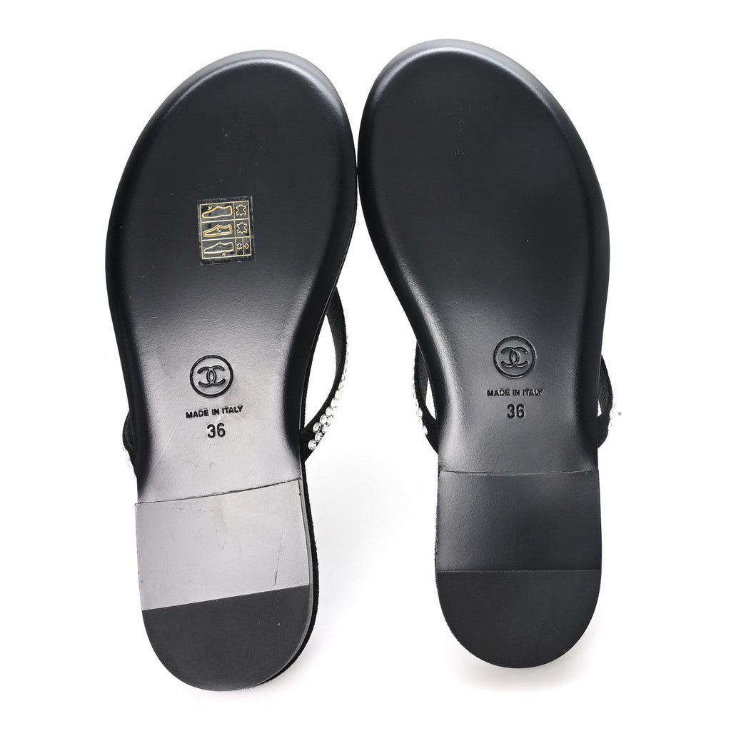 Suede Kidskin Strass CC Thong Sandals 36 Black