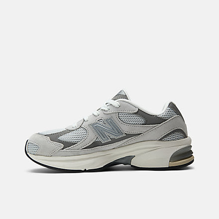 2010 Lace - New Balance