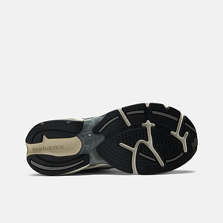 2010 Lace - New Balance