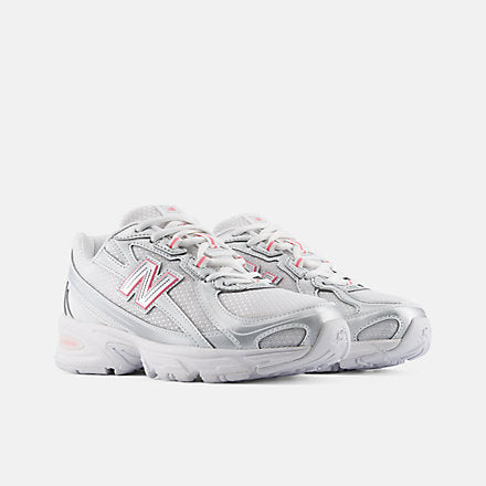 740 Lace - New Balance